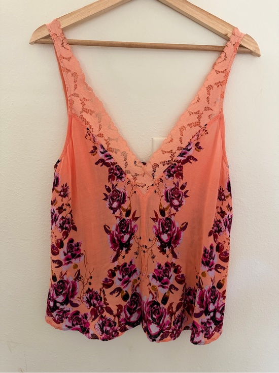 Free People Tops - Free People Coral Lace-Trim Floral Camisole